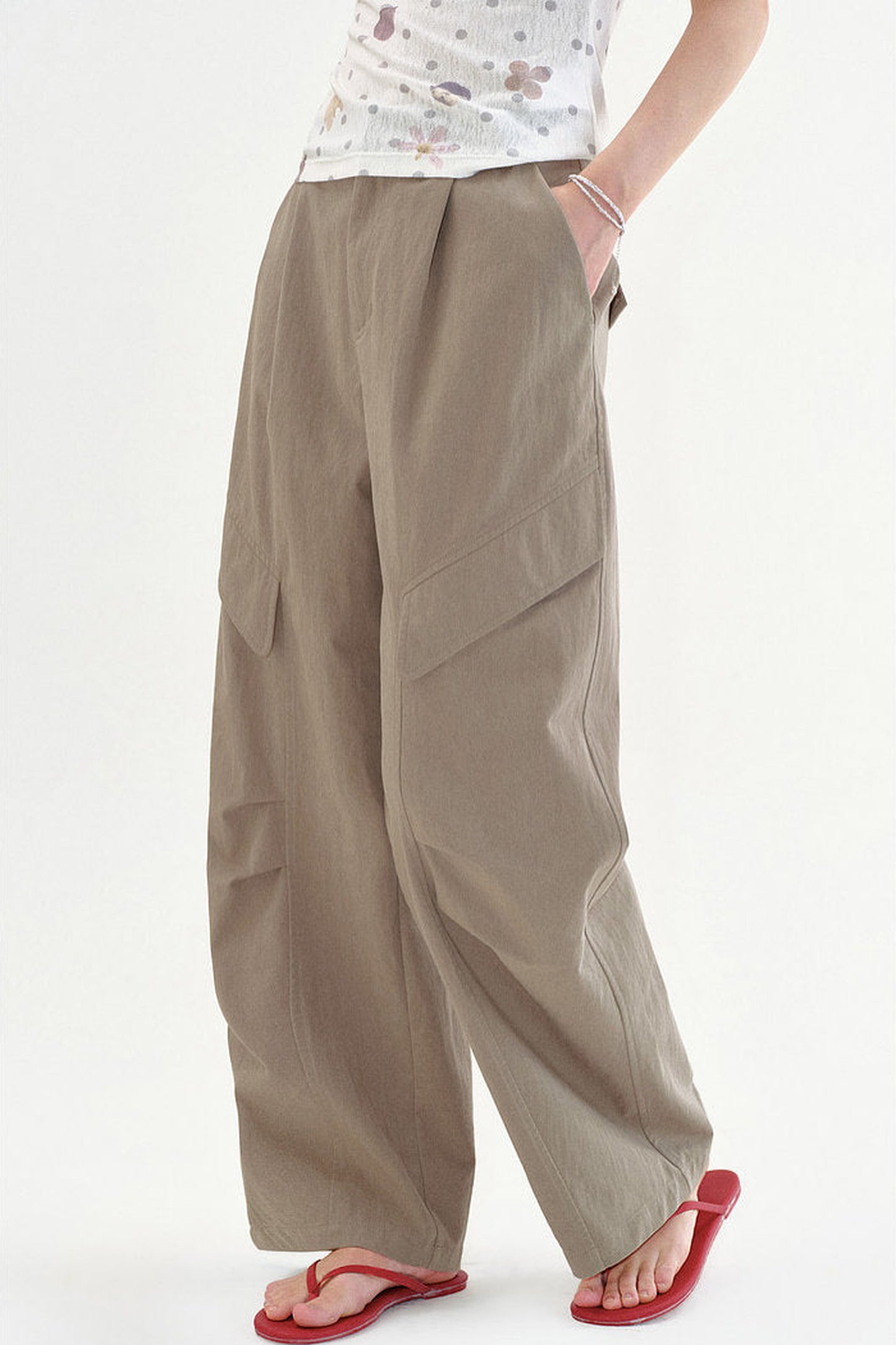 Pantaloni a gamba larga a vita alta