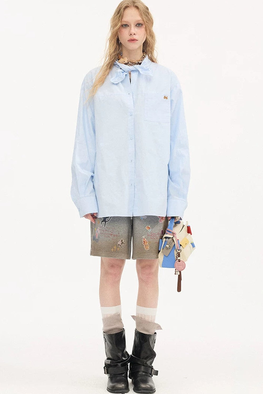 Camicia ricamata a maniche lunghe in stile preppy