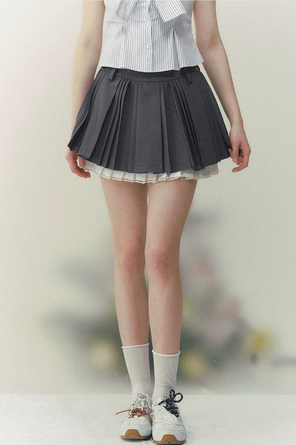 Lace Pleated A-Line Skirt