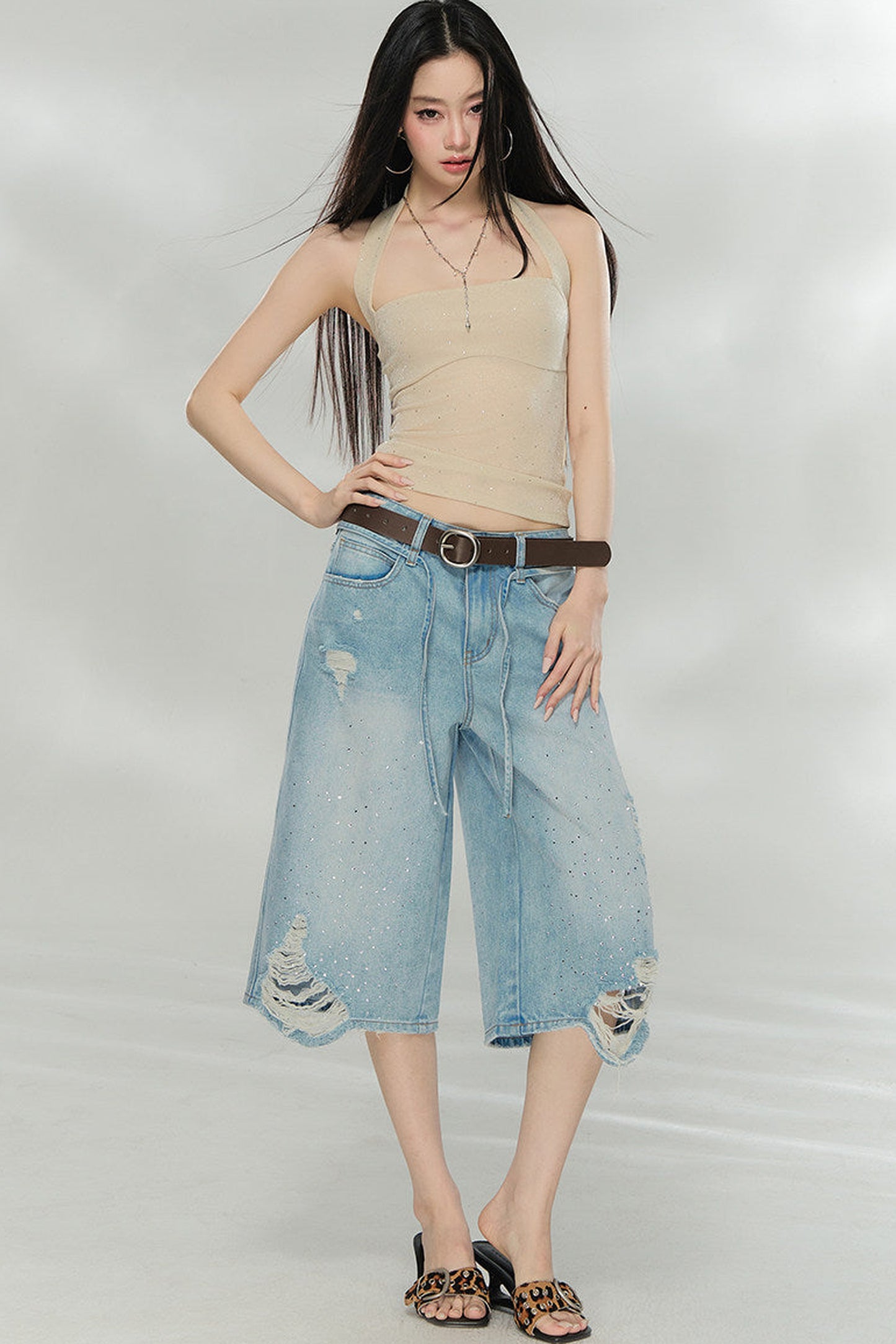 Blusa tubo brillante con cuello halter
