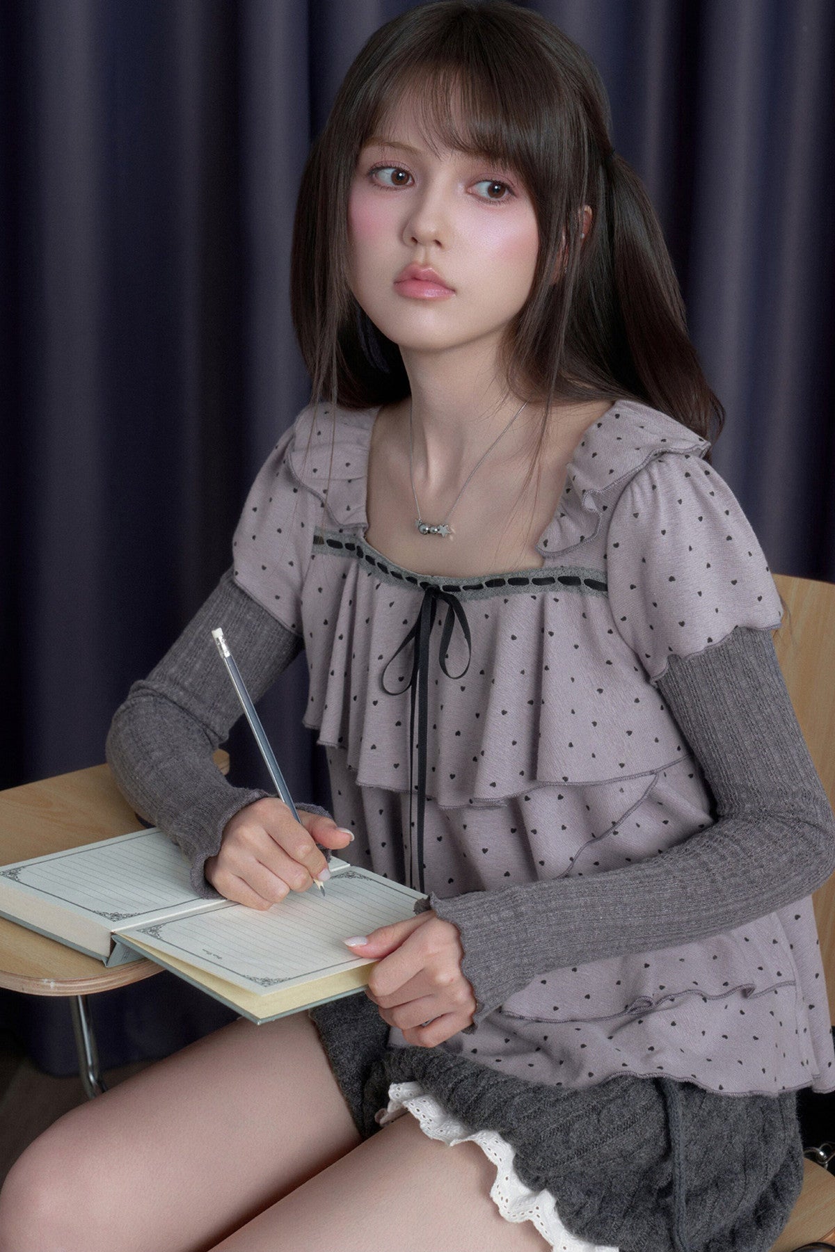 Long-Sleeved Gray-Purple Cake-Style Knit Top