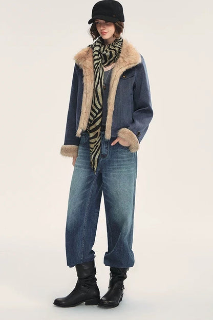 Jeansblaue Patchwork-Jacke mit Fellrevers