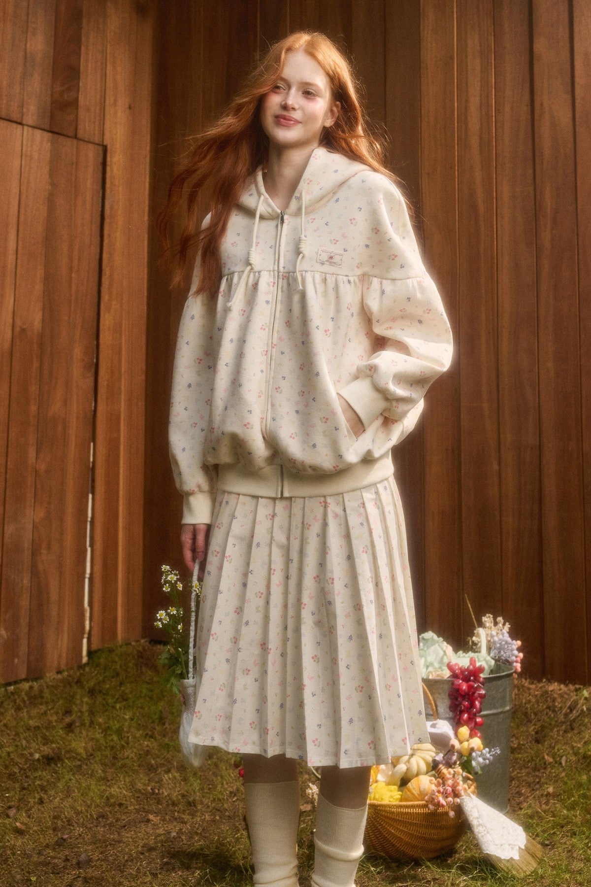 Hoodie and Pleated Skirt Set-Up