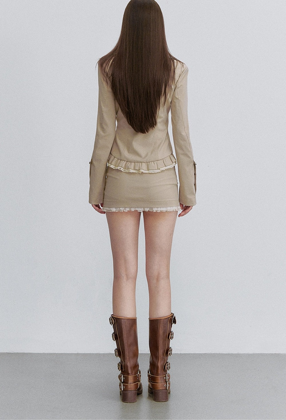 Chaqueta de malla con volantes y retales