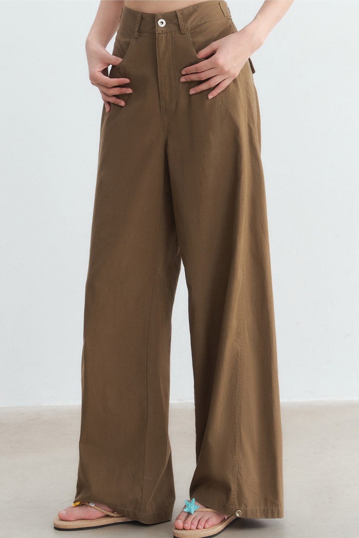 High-Waisted Wide-Leg Cargo Pants
