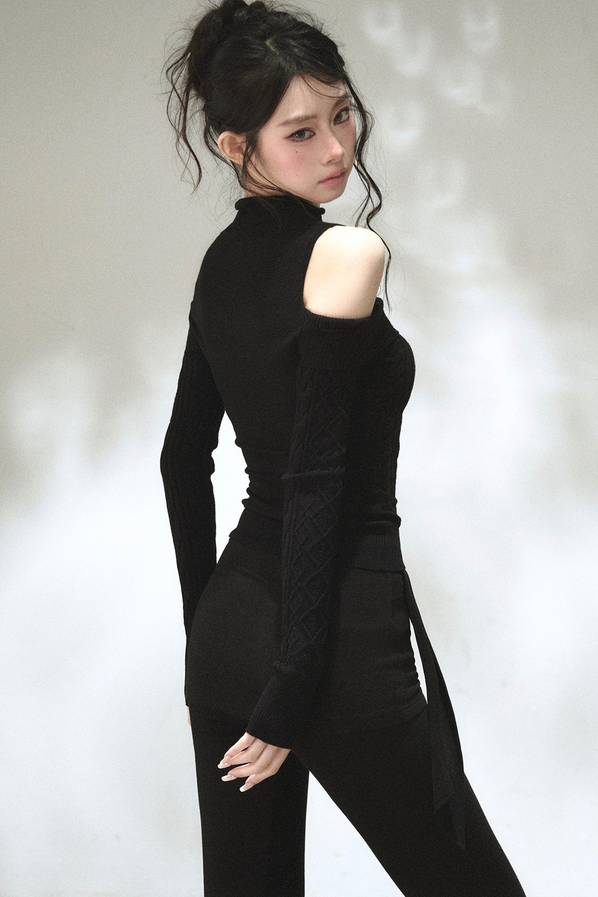 Hollow-Out Off-Shoulder Diamond Knit Top