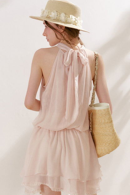 Abito smanicato con scollo all'americana in voile e pizzo