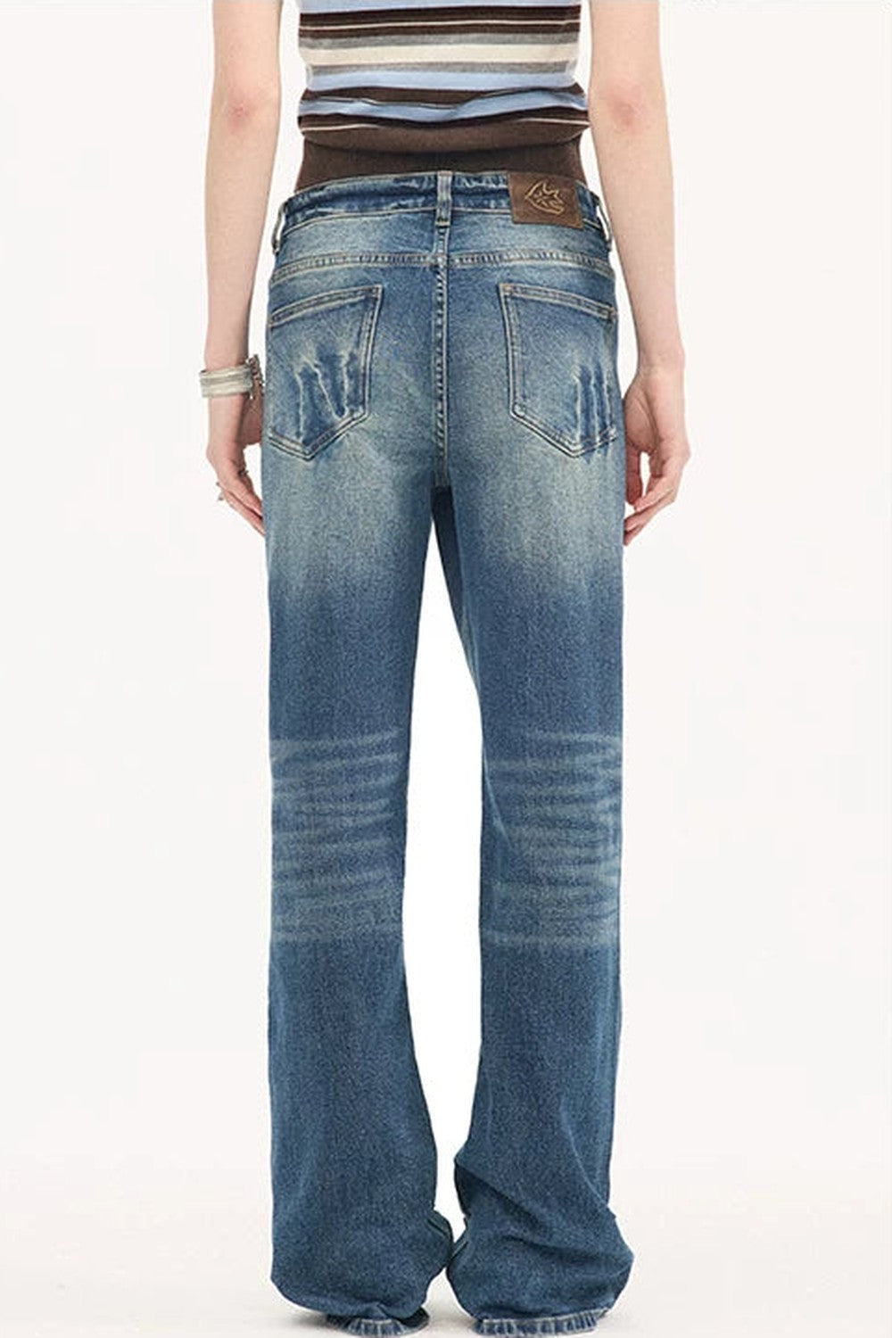 Low-Waist Wide-Leg Jeans