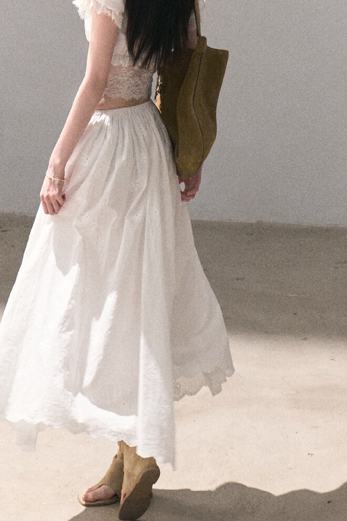 Ensemble haut et jupe en dentelle de coton à motif floral