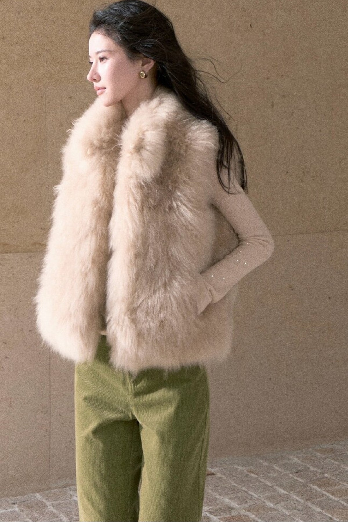 Short Fluffy V-Open Front Fur Vest