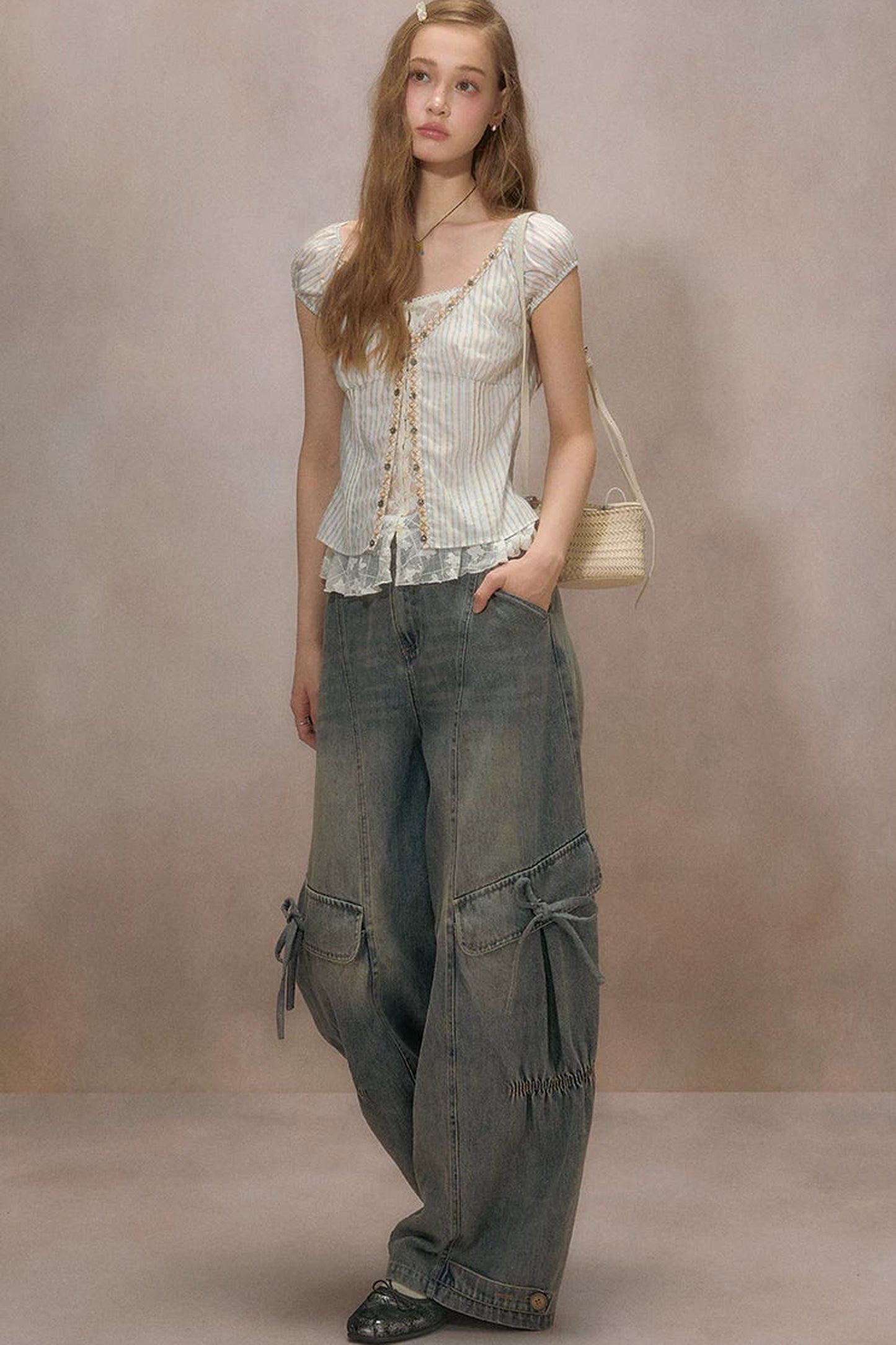 Half-Sugar Striped Blouse