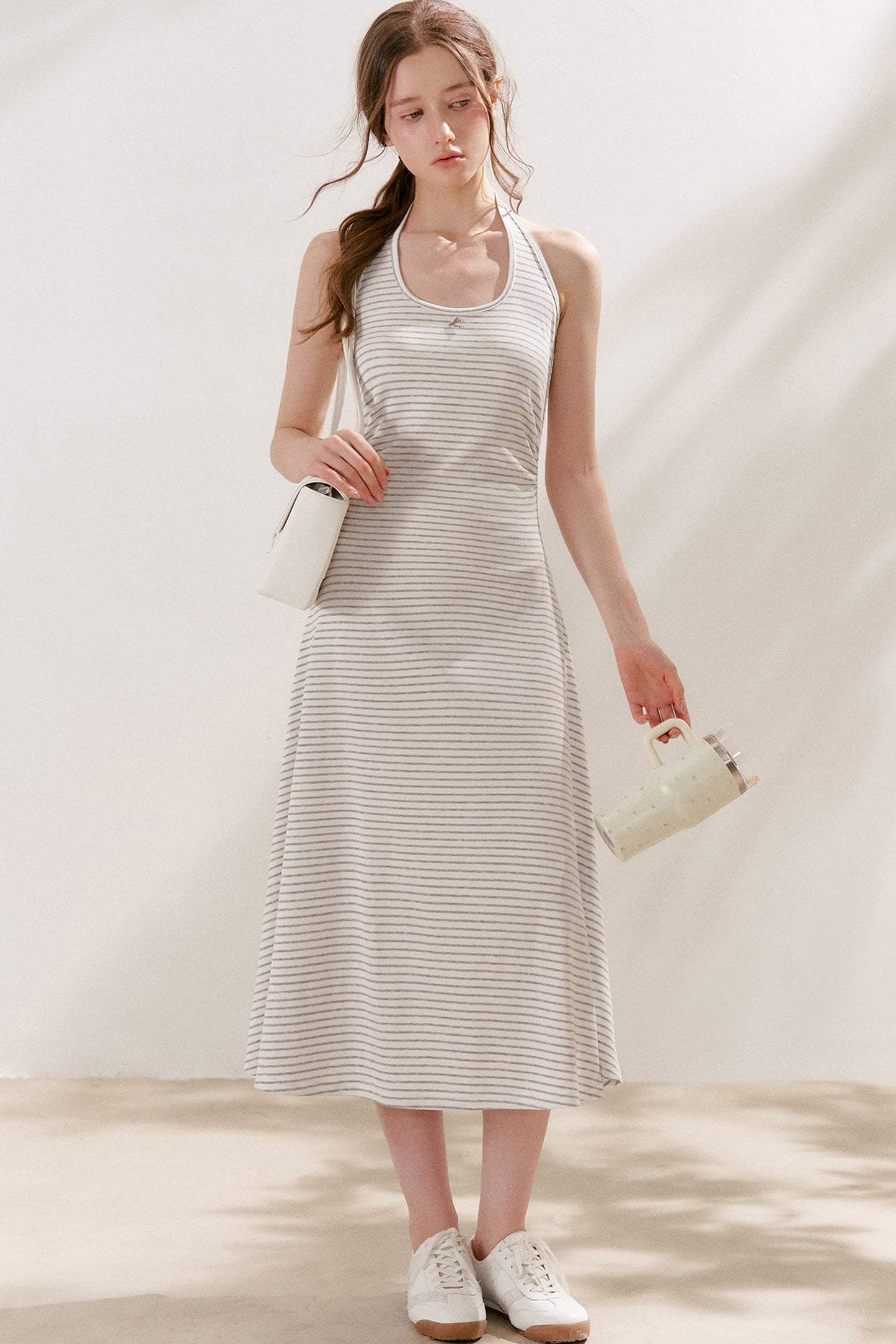 Vestido maxi de cuello halter a rayas