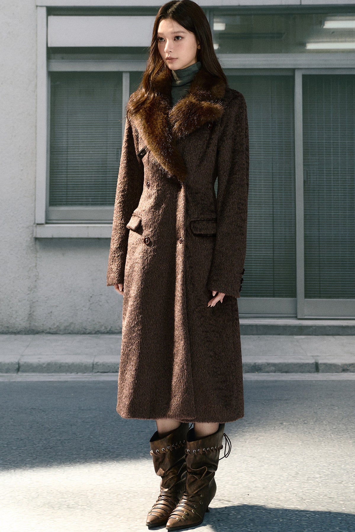 Long Woolen Fur Collar Blazer-Style Coat