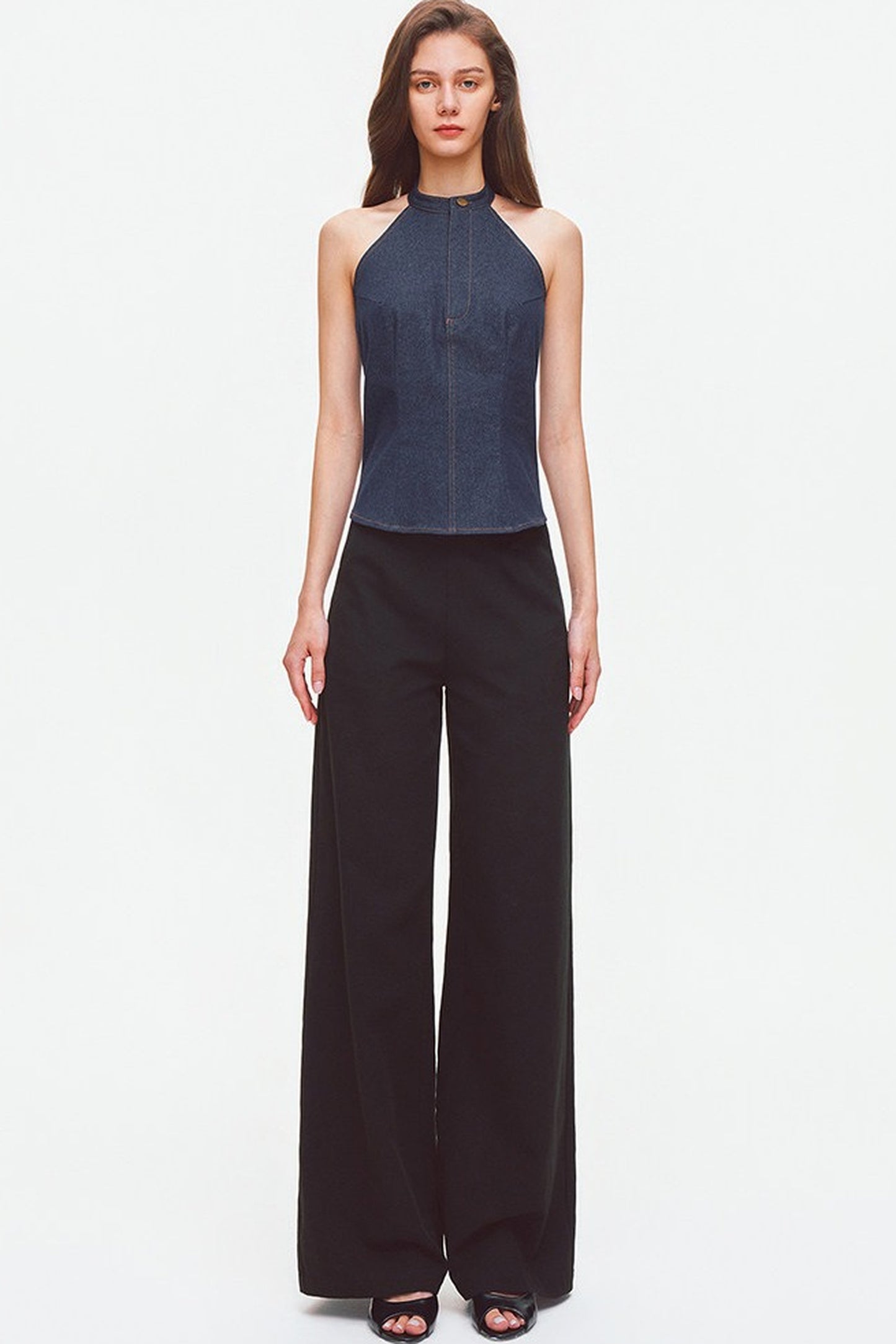 Top all'americana in denim con cuciture a contrasto e schiena scoperta