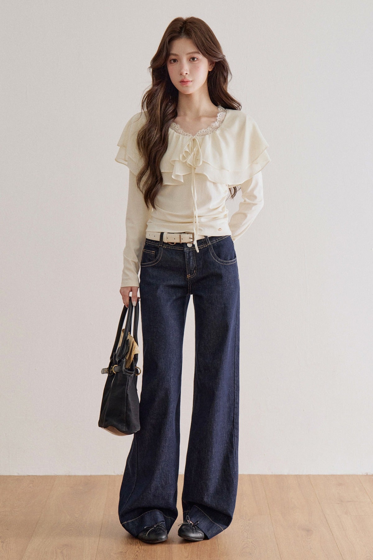 Lace Trim Ruffle Collar Long Sleeve Tee