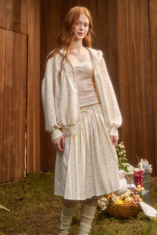 Hoodie and Pleated Skirt Set-Up