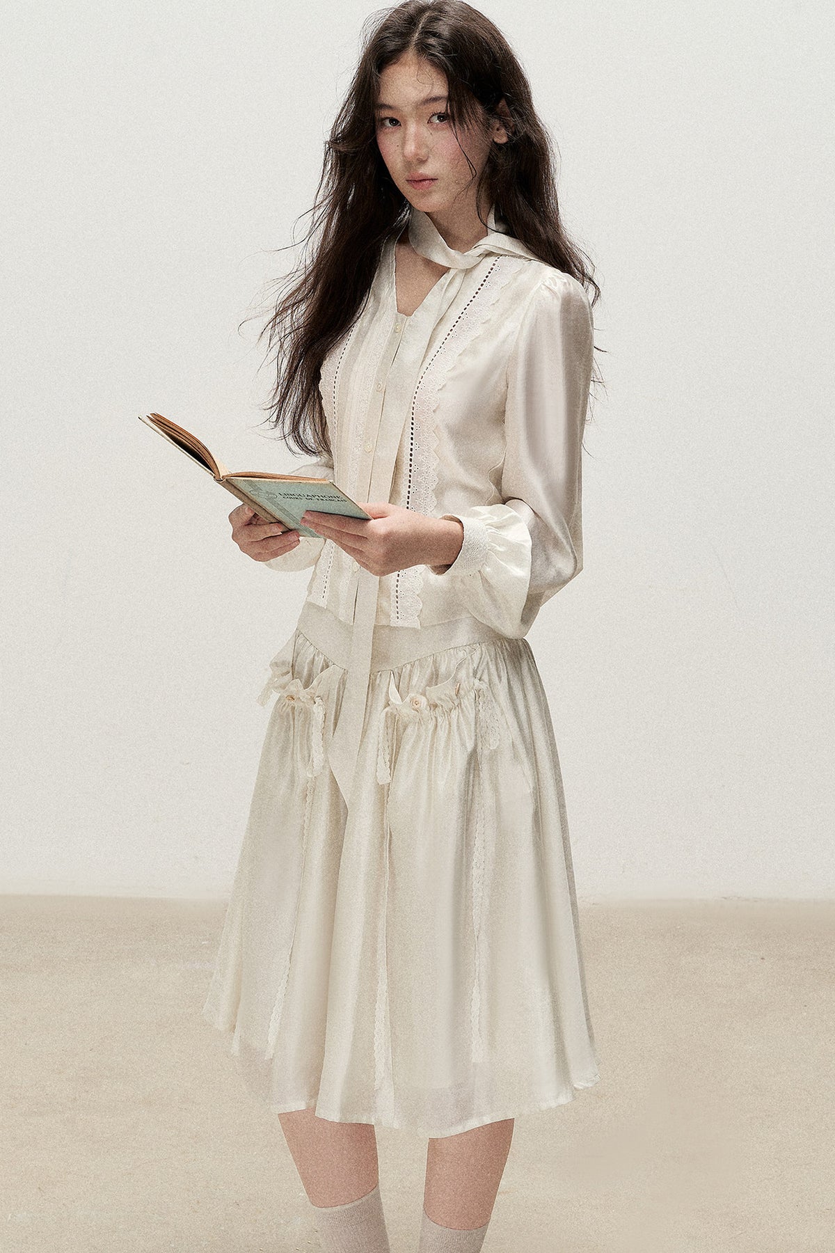 Lyocell V-Neck Shirt and Skirt Set-Up