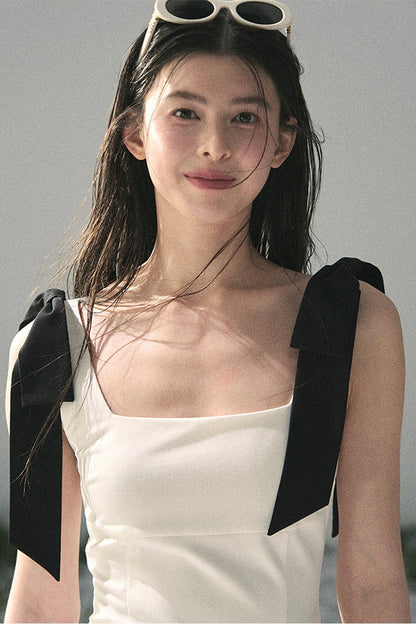 Vestido de tirantes de estilo francés