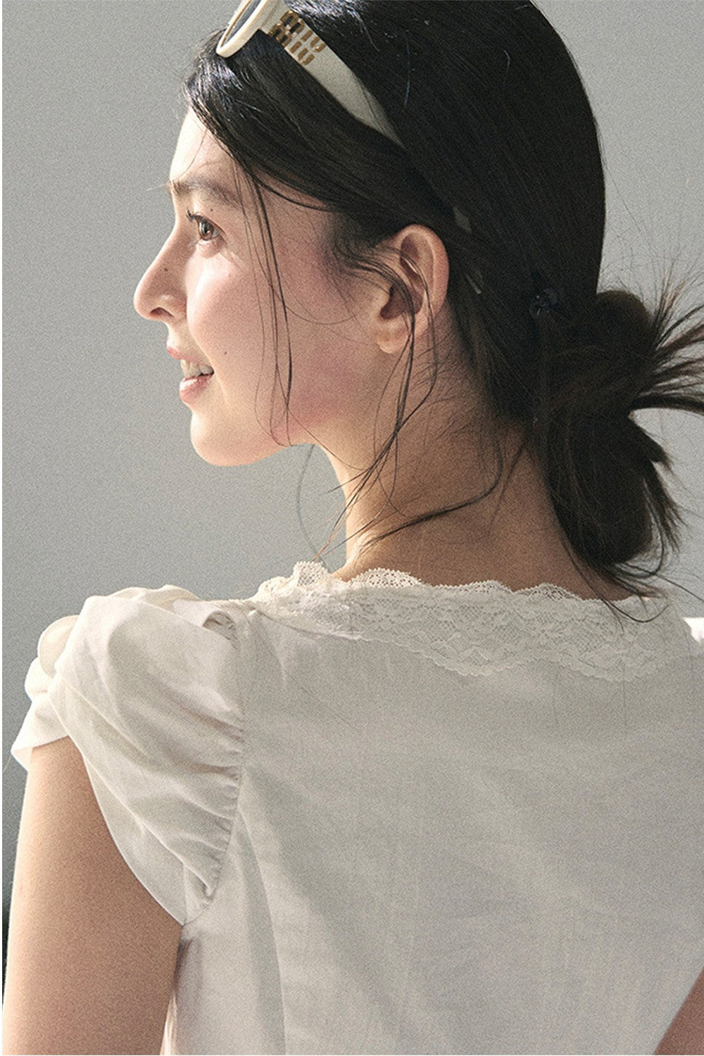 French V-Neck Lace Puff Sleeve Blouse