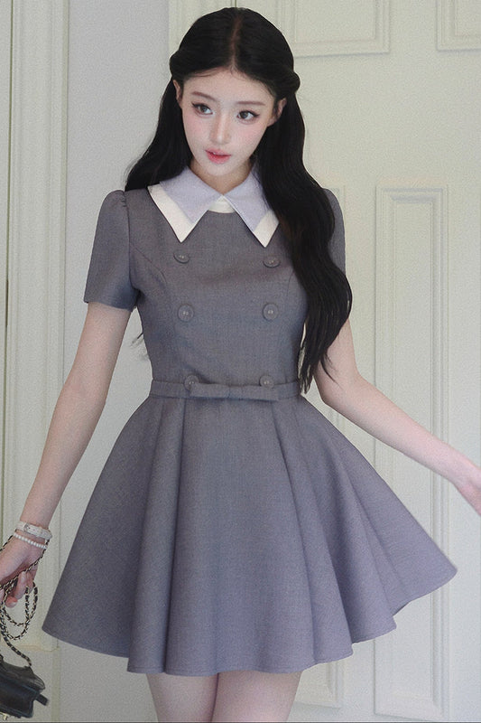 Robe élégante affinante à taille marquée