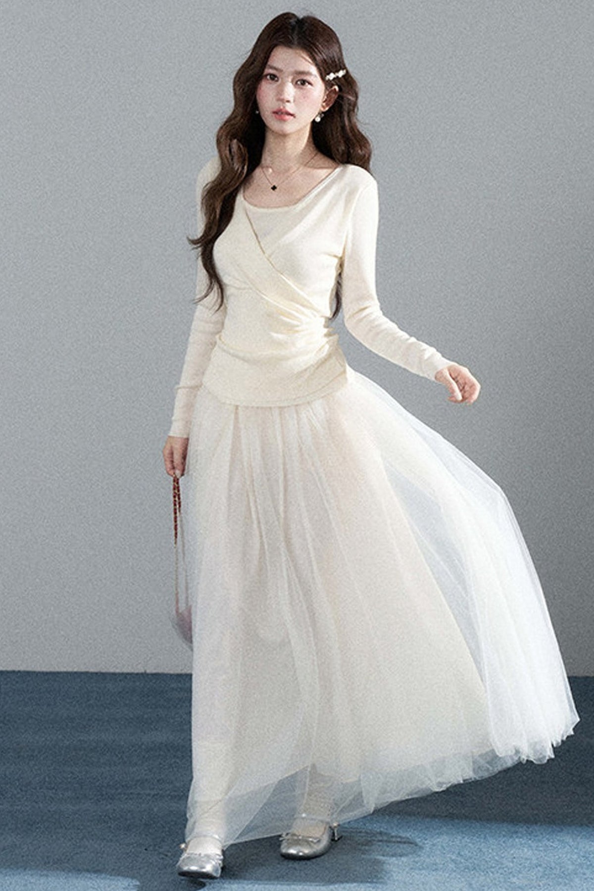 Round Neck Waist-Cinching Knit Top