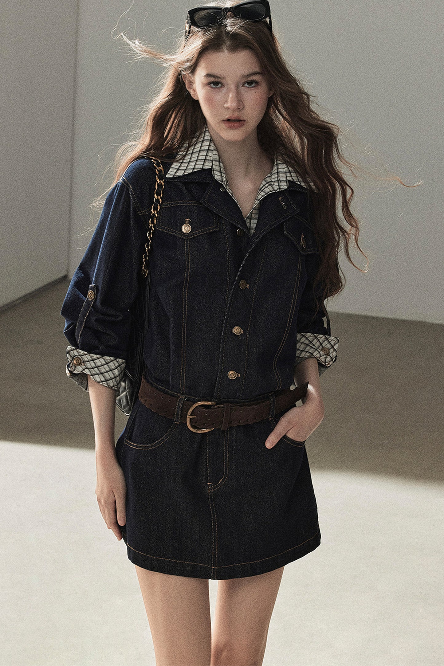 Completo con abito in denim imbottito effetto stratificato