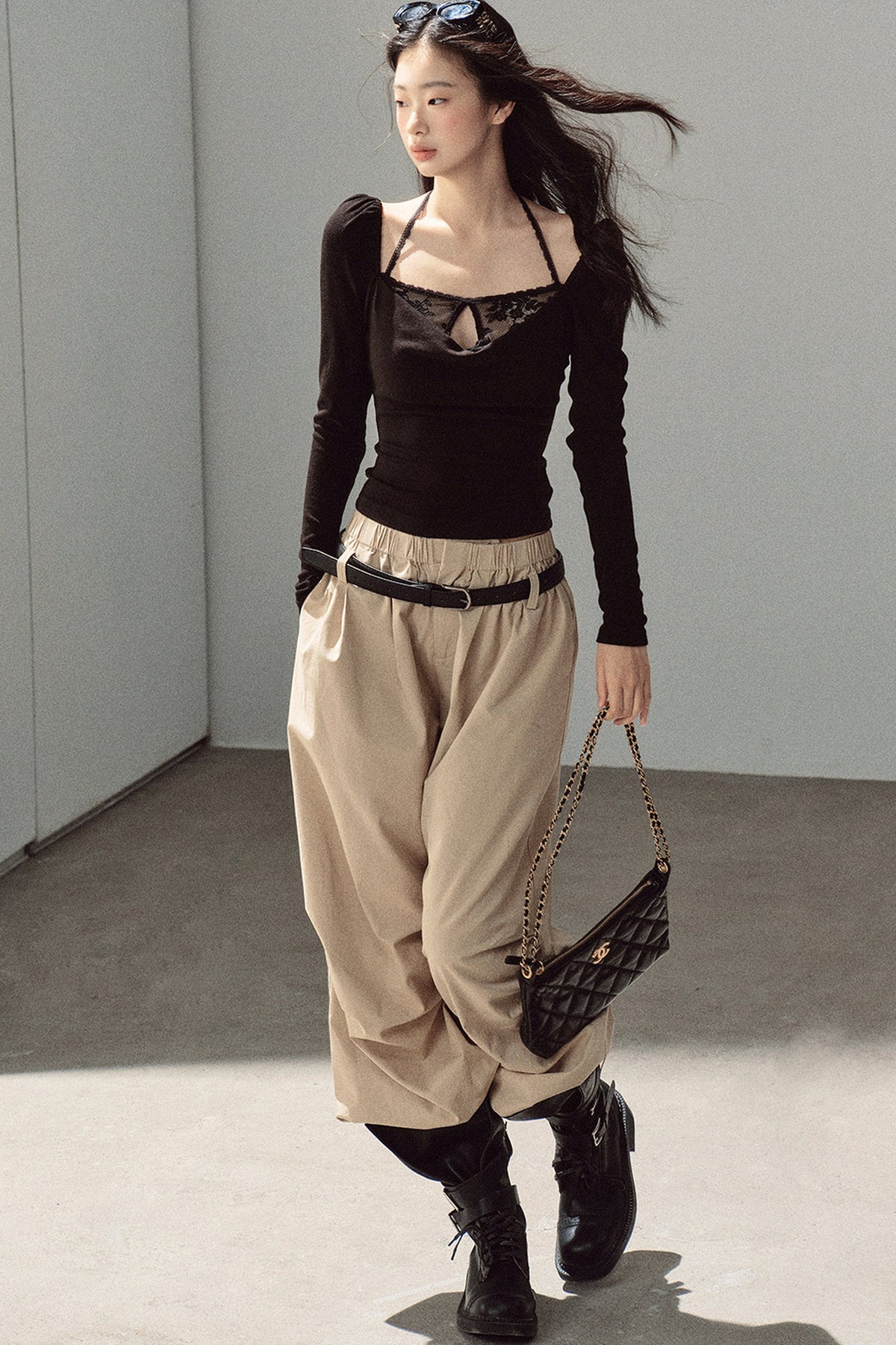 Layered-Look Long-Sleeve Halter Lace T-Shirt