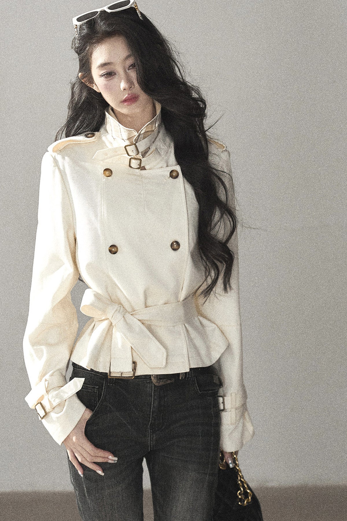 Gabardina de lino blanco cremoso