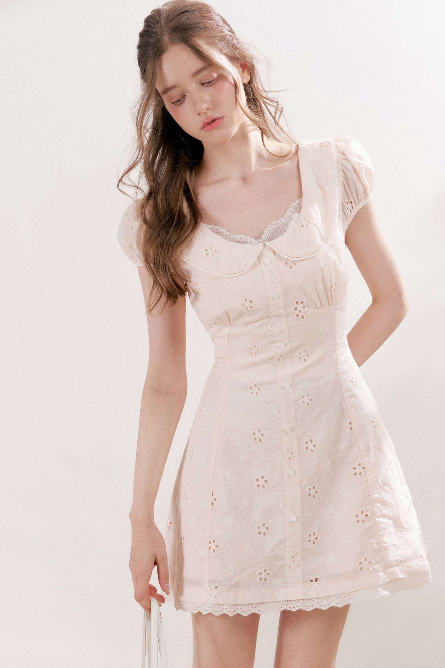 Five-Petal Flower Embroidered Cotton Doll Collar Dress