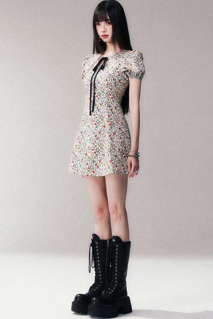 Vintage Floral Puff Sleeve Dress