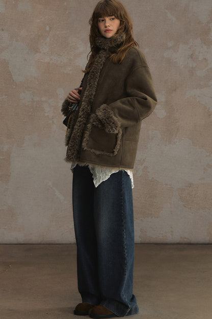 Wendbare flauschige Lammwolljacke