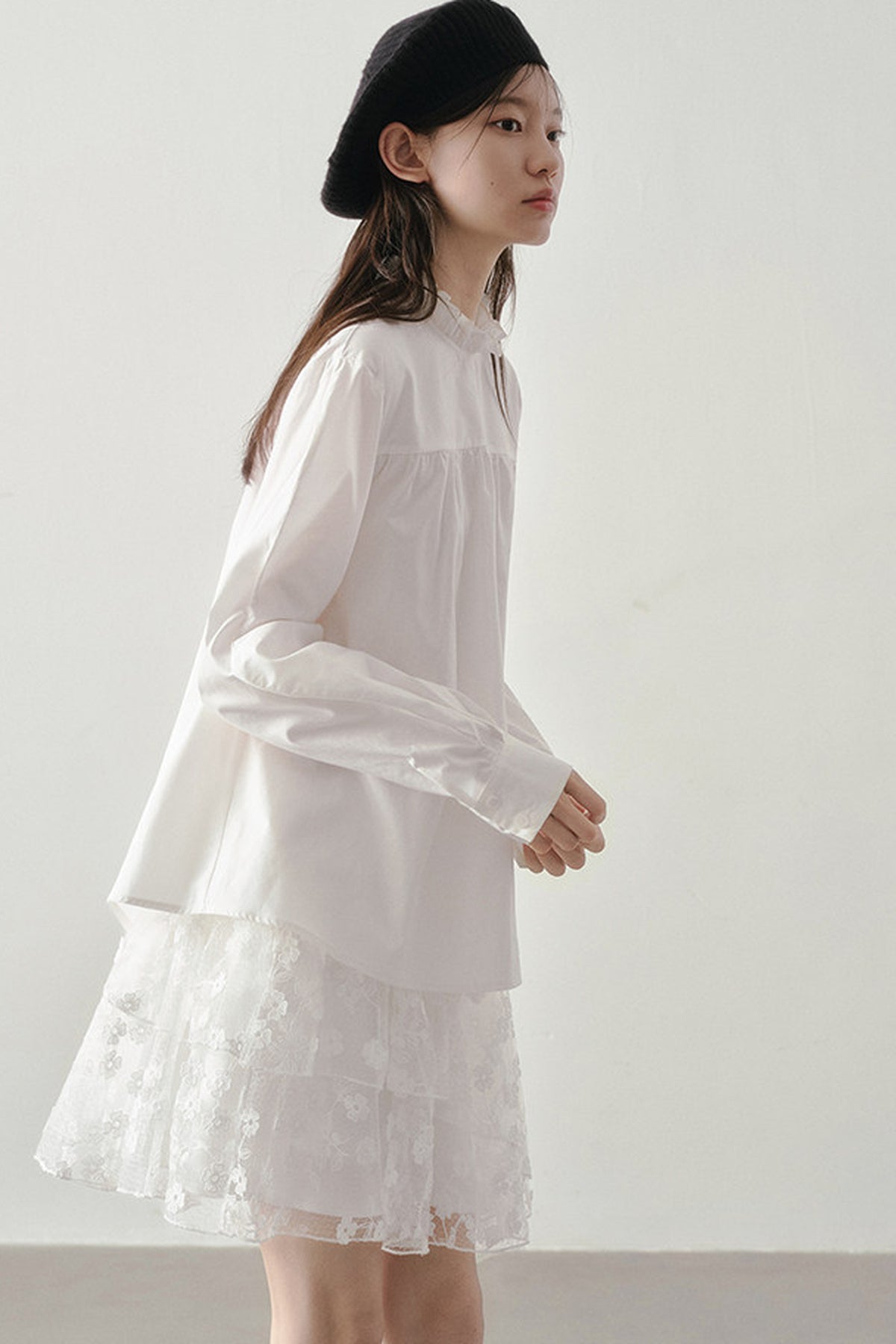 Ruffle Collar Puff Sleeve Blouse