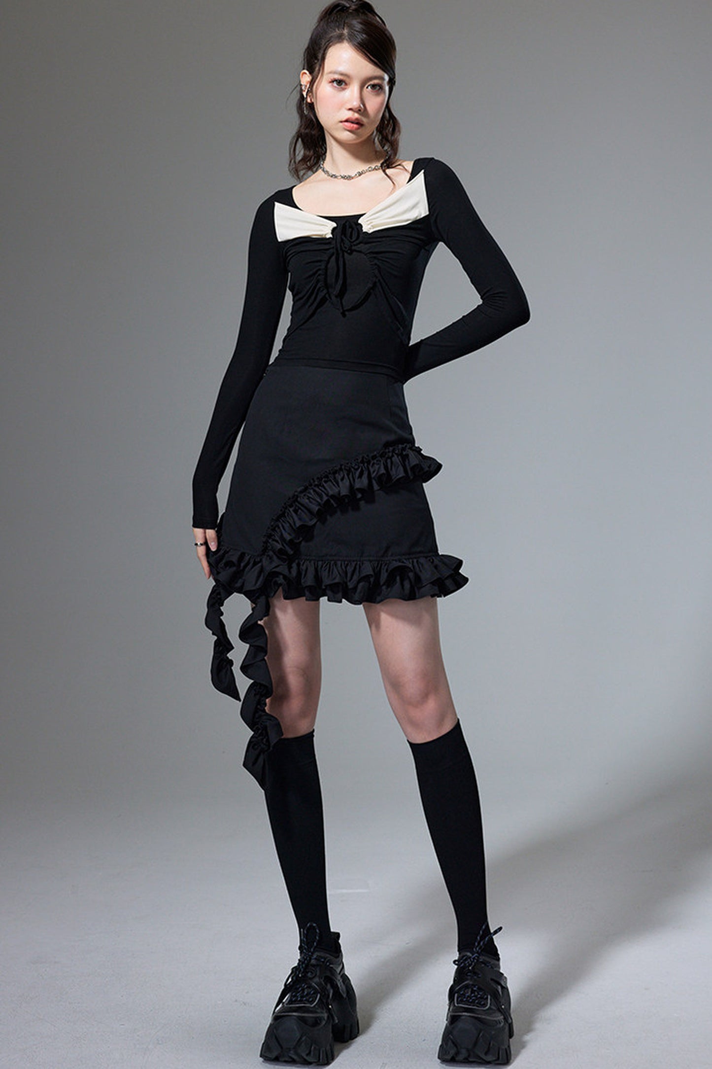 Square Neck Color-Block Knit Top and Skirt Set