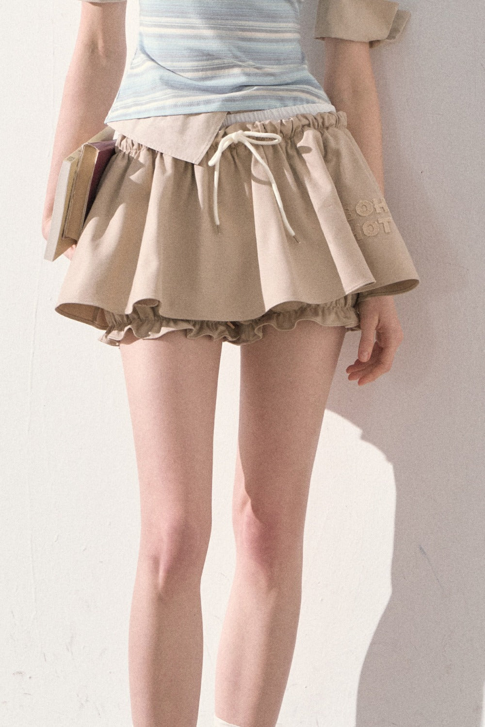 Embroidered Low-rise Drawstring Puff Skirt