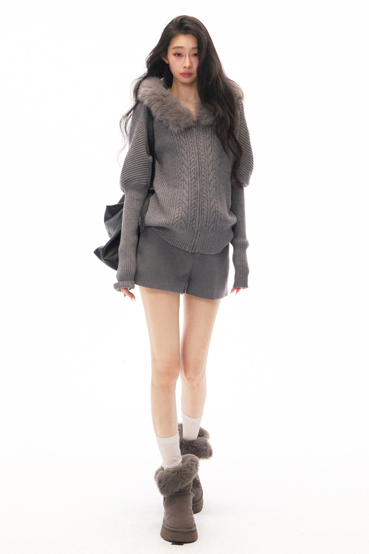Ensemble cardigan en maille à col en fourrure et jupe
