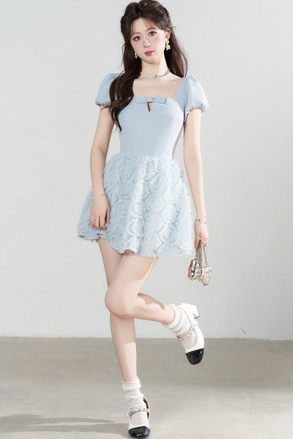 Robe élégante bleue en tulle