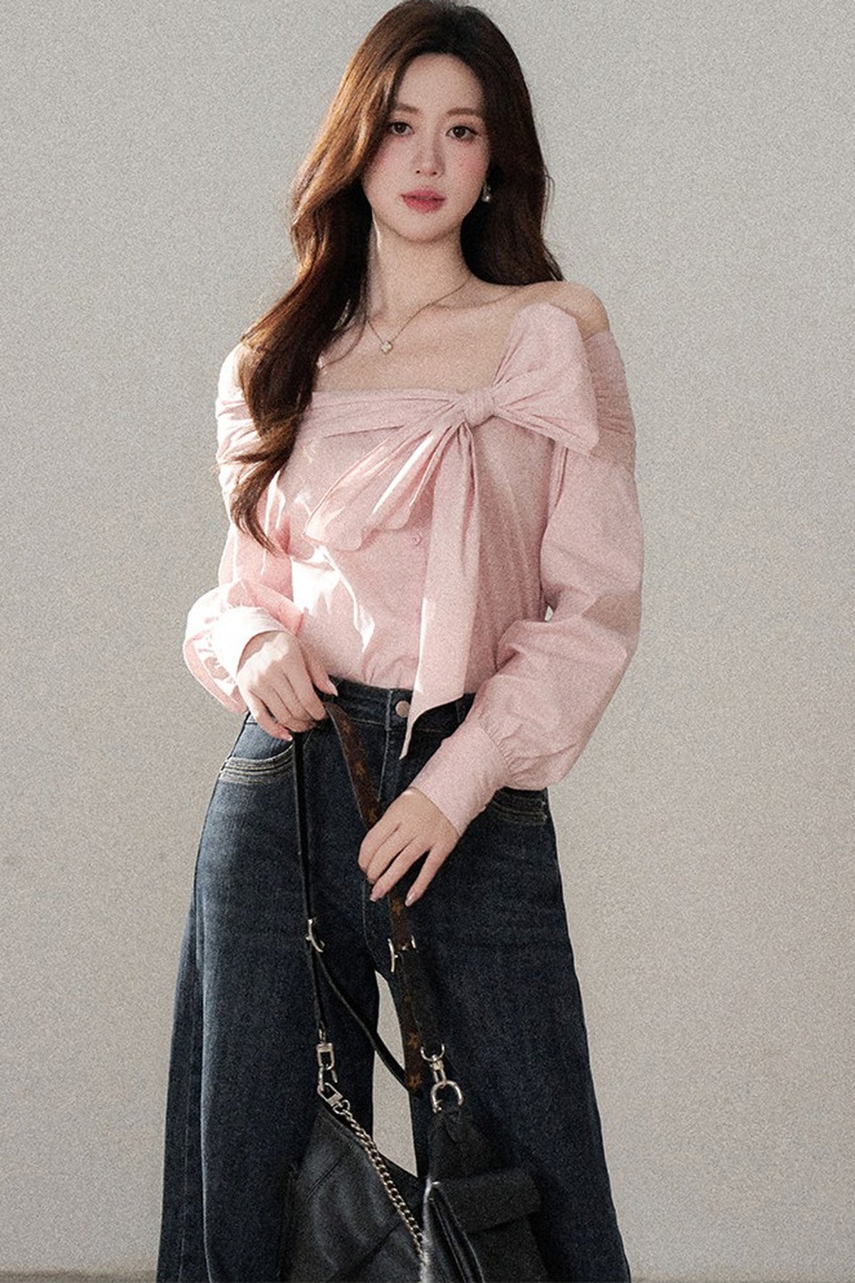 One-Shoulder Bow Long Sleeve Blouse