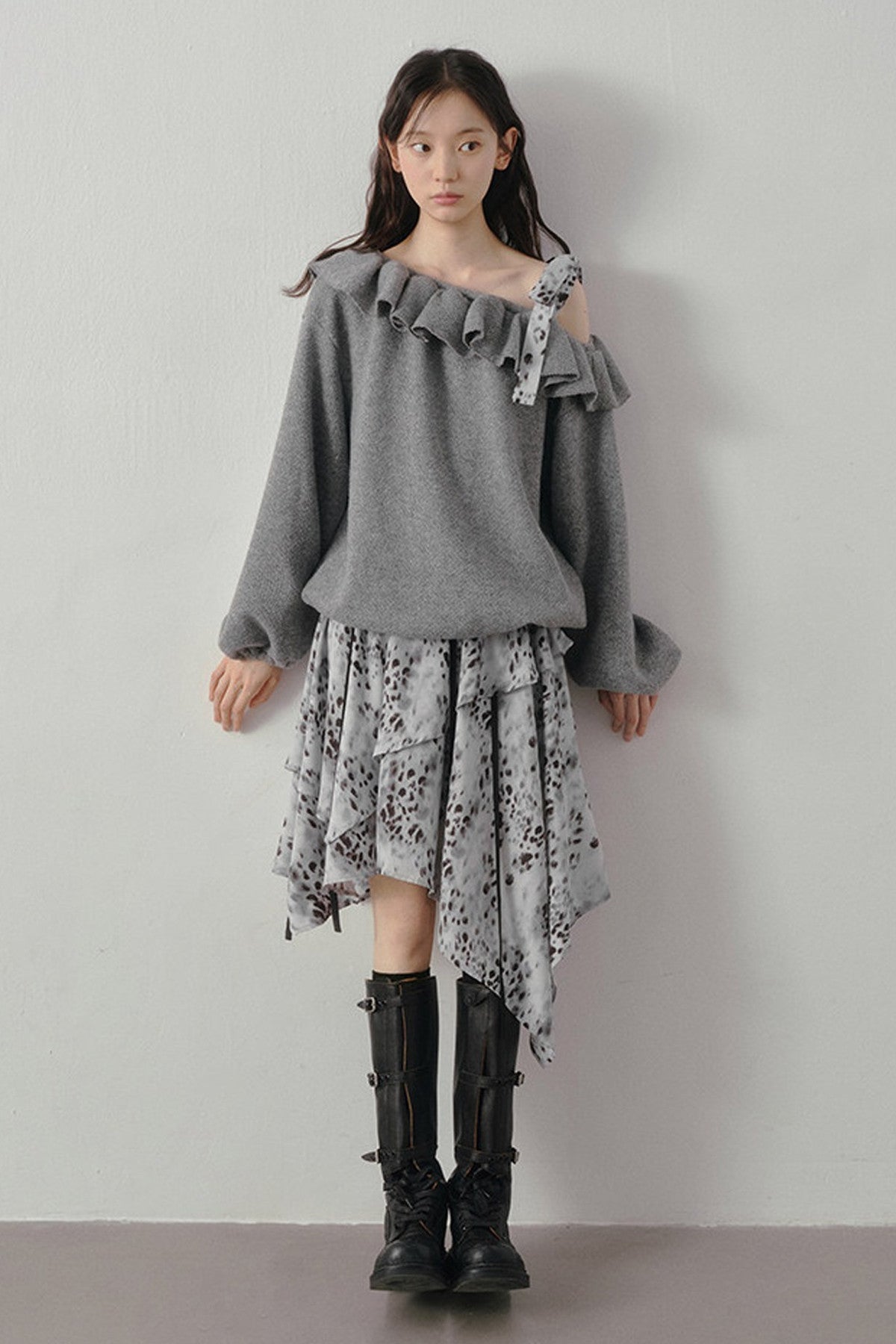 Gray Off-Shoulder Sweater Leopard Skirt Set-Up