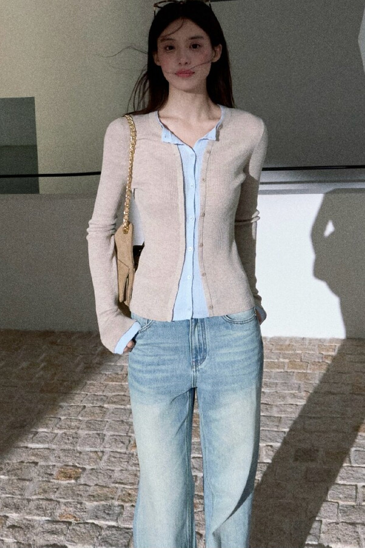 Jeans in denim lavato effetto vintage a gamba dritta