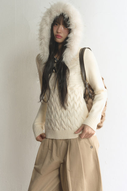 Large Fur Collar Toggle Hood Knit Top and Pants