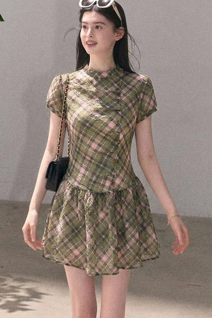 체크 퍼프 소매 원피스