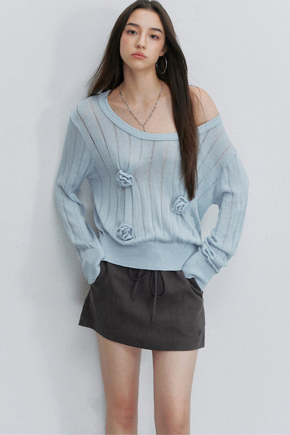 Camicetta in maglia con spalla asimmetrica e fiore 3D