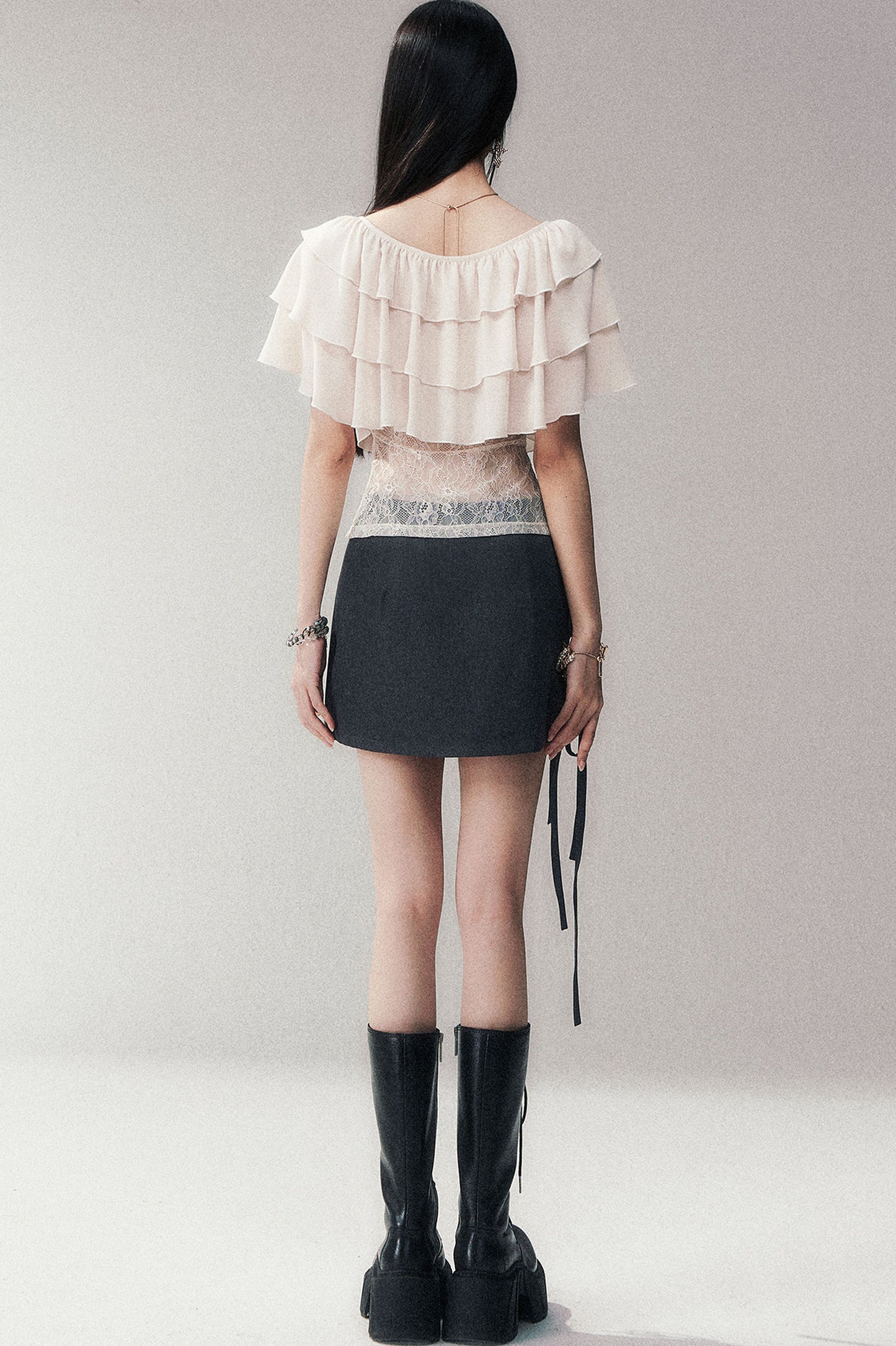 Mehrlagige Chiffonbluse mit Rüschen
