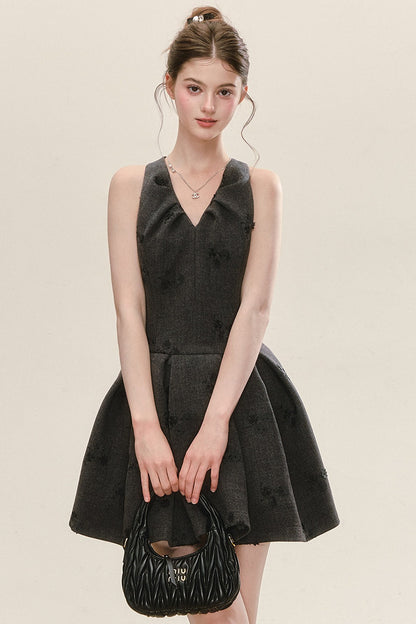 Vestido jacquard gris sin mangas