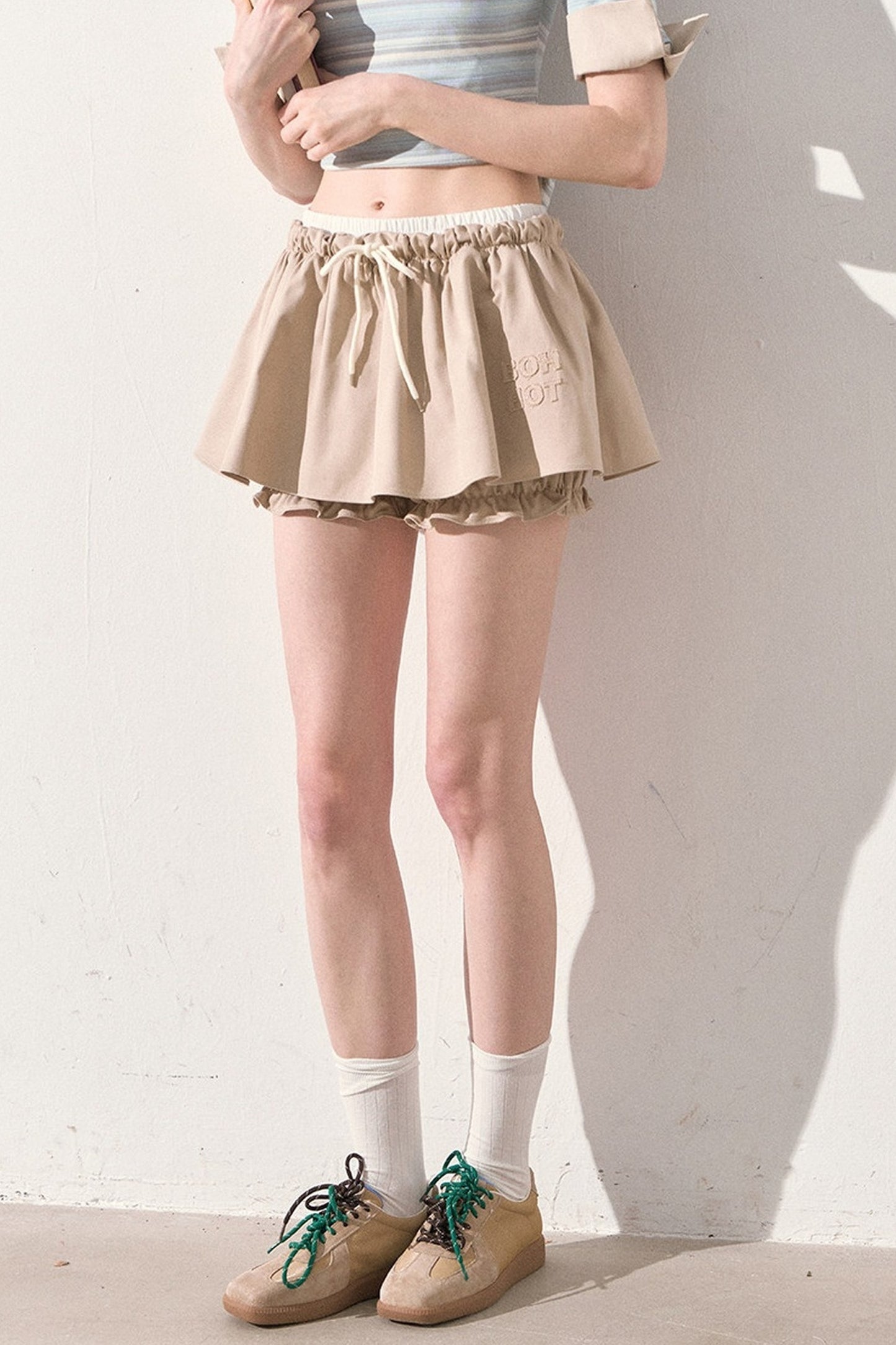 Embroidered Low-rise Drawstring Puff Skirt