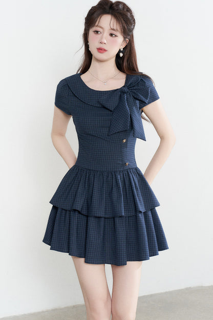 Marineblaues kariertes Sommerkleid