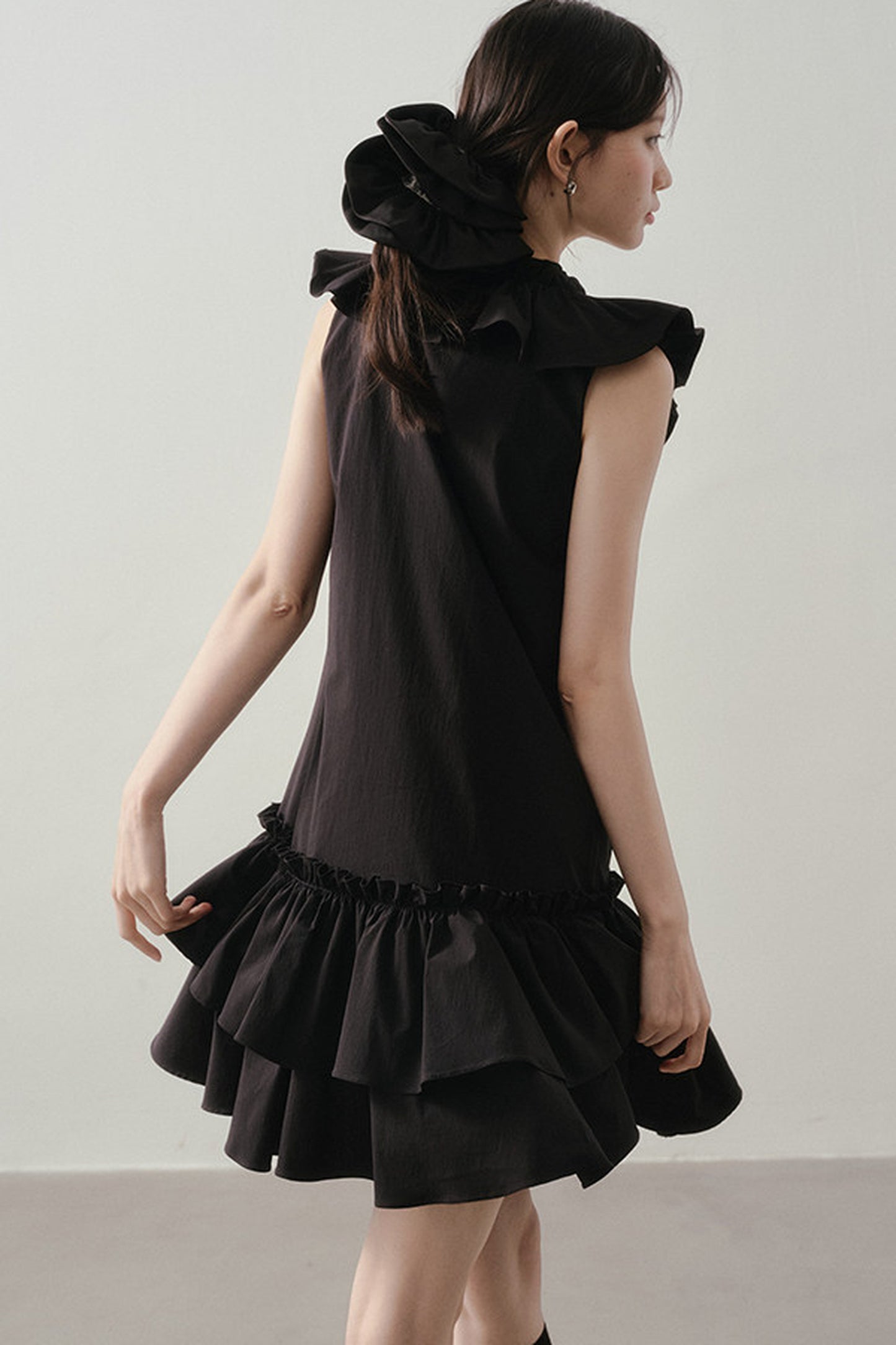 Ruffle V-Neck Tie Sleeveless Black Dress