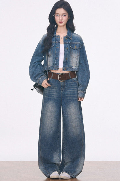 Ensemble 3 pièces avec veste courte en denim, pantalon à ourlet arrondi et haut