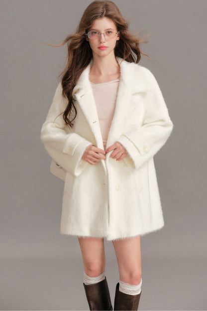 Manteau mi-long en laine imitation vison à épaules tombantes