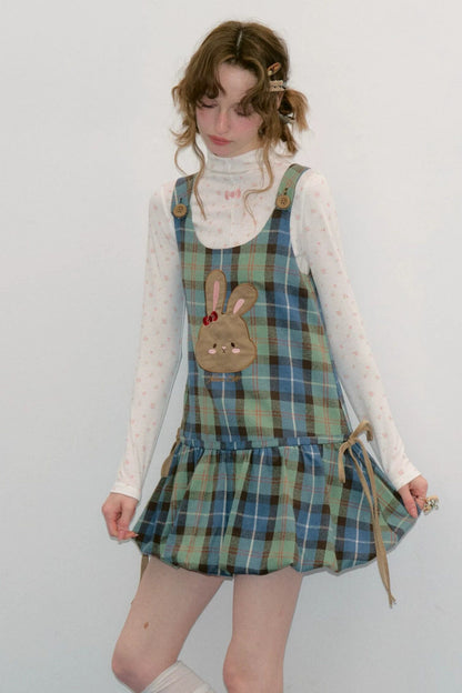 Vestido por capas de cuadros retro con parche de conejo